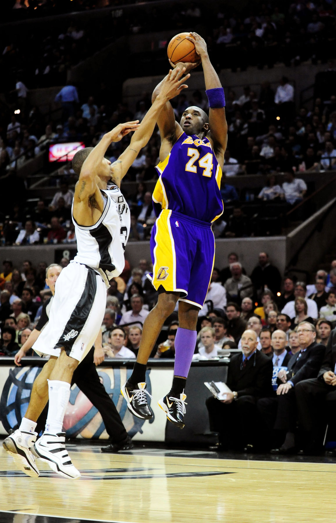 NBA: Los Angeles Lakers at San Antonio Spurs
